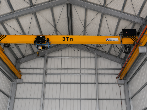 Puente Grúa 3Tn x 12m en Nave GIS